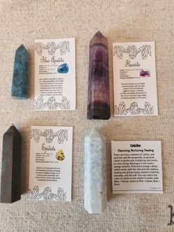✨ Natural Crystal Tower Bundle – 4 Piece Set + Info Cards ✨