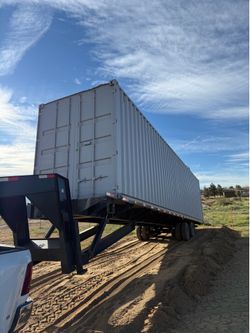 Storage shipping containers local yard located in hesperia