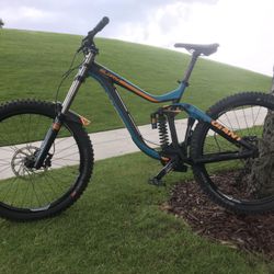 Giant Glory Mountain bike