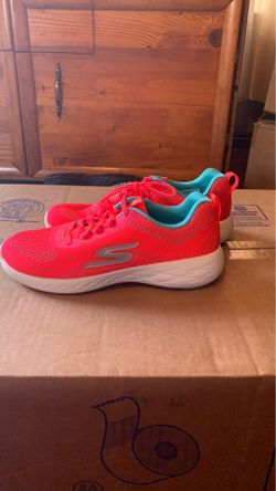 Skechers