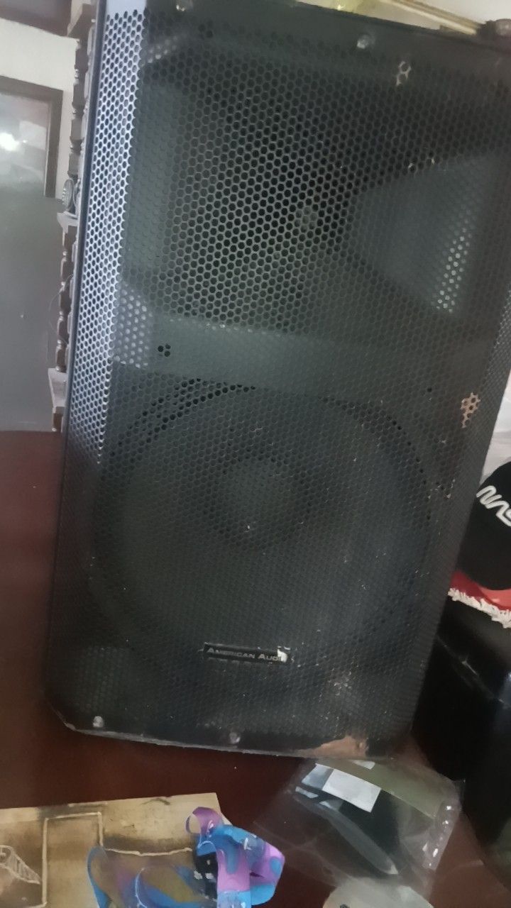 American Audio KPOW 15BT MK II 1,000W 15" Powered Speaker Regular Black