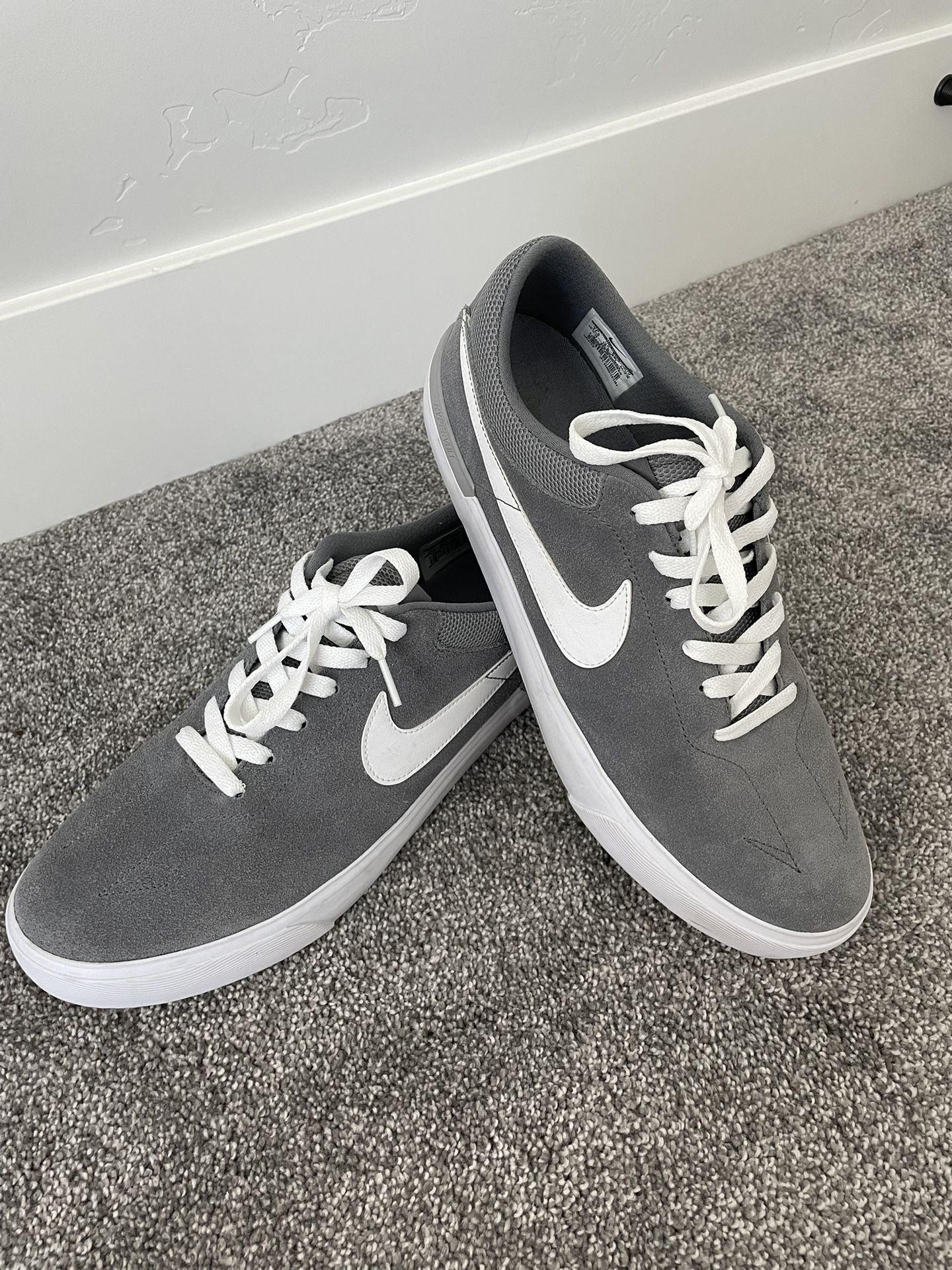 Nike 🔥SB Like New Size 11.5