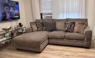 2 Piece Sectional  94.5 inches