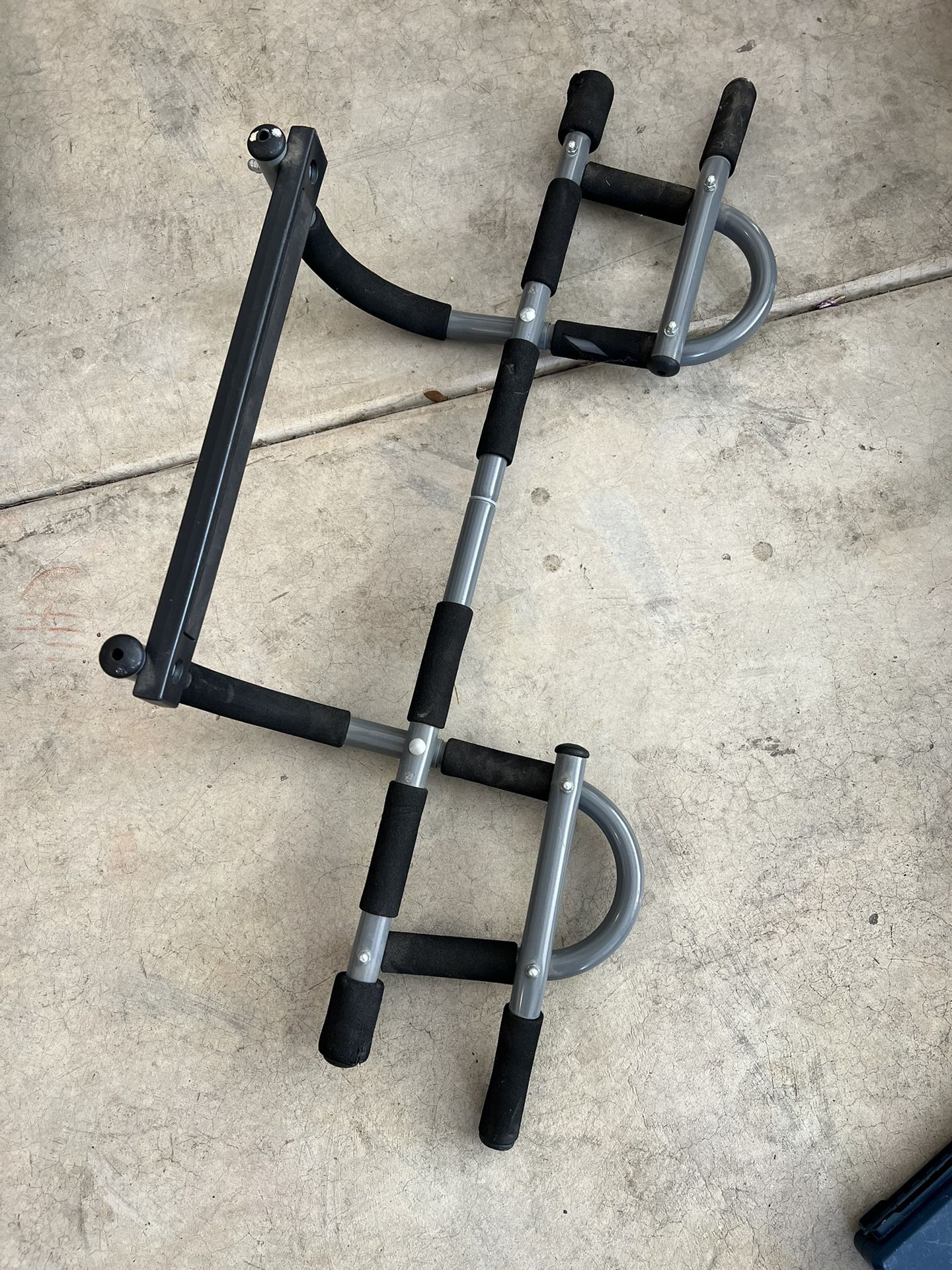 Iron Gym Xtreme Extreme Professional Series Pro Fit Home Gym Workout Pull Up Bar