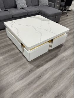 Modern White & Gold Coffee Table – Excellent Condition