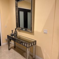 Accent  decorative  mirror  and  ModernMirrored glass console table   Mirror 46x58 Table 59x16x31