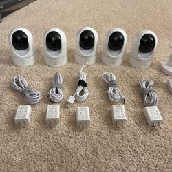 Qty 5 - eufy Indoor Cam E220 2k Pan and Tilt