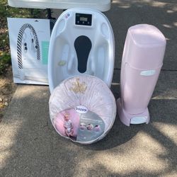 Baby Bundle Tub , Boppy, Diaper Genie 
