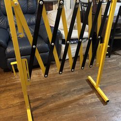 Portable Folding Safety Barrier