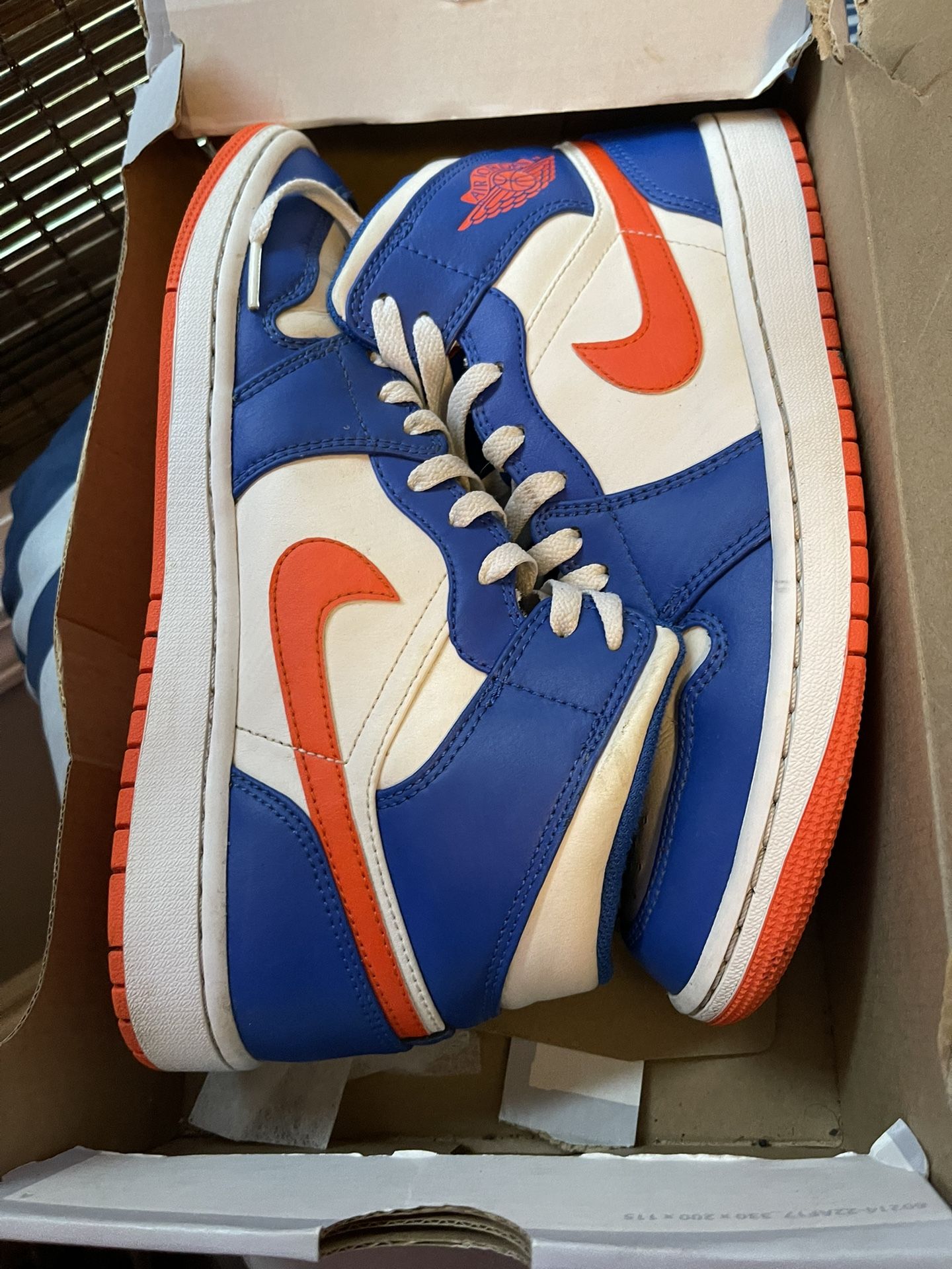 Knock Jordan’s Dunks High Top
