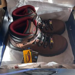 Avenger Work Boots Size 9 