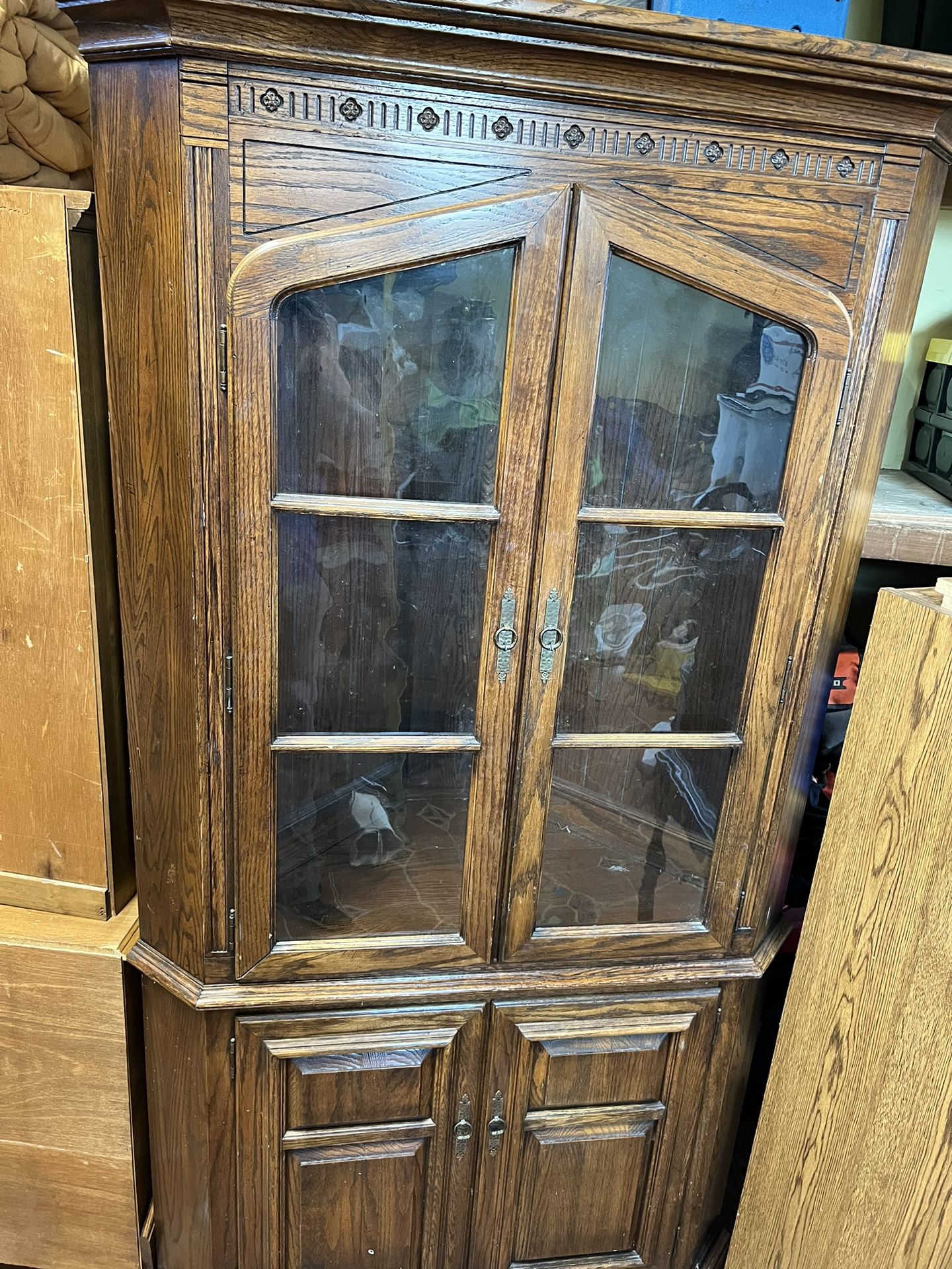 Antique Ethan Allan Corner Cabinet 