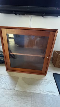 Room & Board Cabinet - Cherrywood 28” glass door cabinet