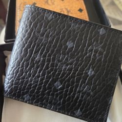 MCM Bifold Wallet In VISETOS. Authentic. 