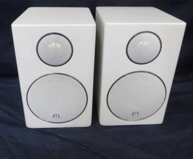 Monitor Audio Radius 90 Bookshelf speakers (High-gloss White)