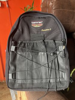 TAMRAC CAMERA BAG