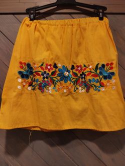 Yellow skirt