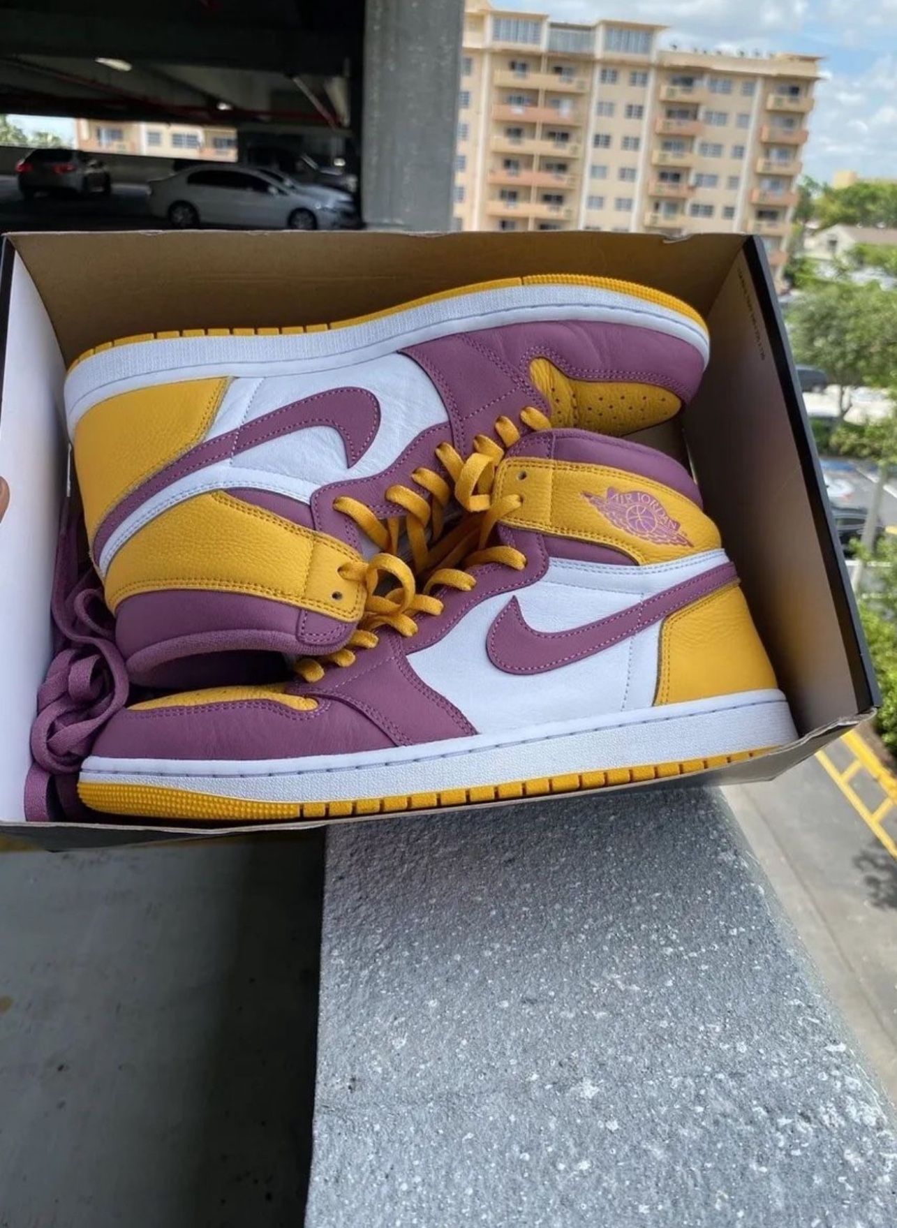 Jordan 1 Brotherhood (Size 8.5) Jordan Brand Jordan 1 high “brotherhood” mauve/ yellow mens  main image 3