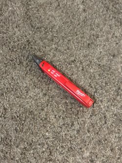 Milwaukee Dual Range Voltage Detector