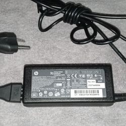 HP Laptop Charger 7.5 Mm Plug