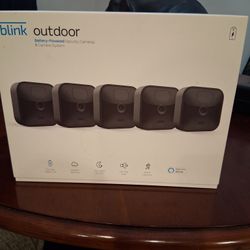 Wireless Cameras, Hub And All Hardware