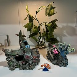 Top Fin Sunken Plane Aquarium Ornament German WWii Fighter Messerschmitt