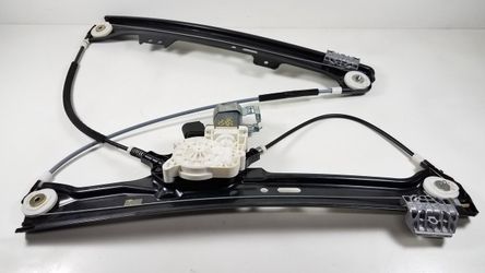 DRIVER FRONT WINDOW REGULATOR BMW E60 E61 550i 535i 530i 525i
