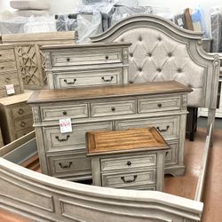 New King Bedroom Set 🔥🔥 IN STOCK 