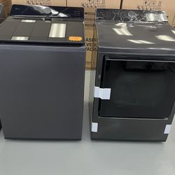 LG Washer And Dryer Set (Electric)
