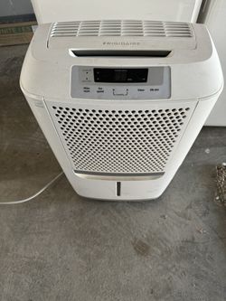 Frigidaire Dehumidifier 50 Pint 