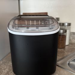 Countertop Ice Maker 