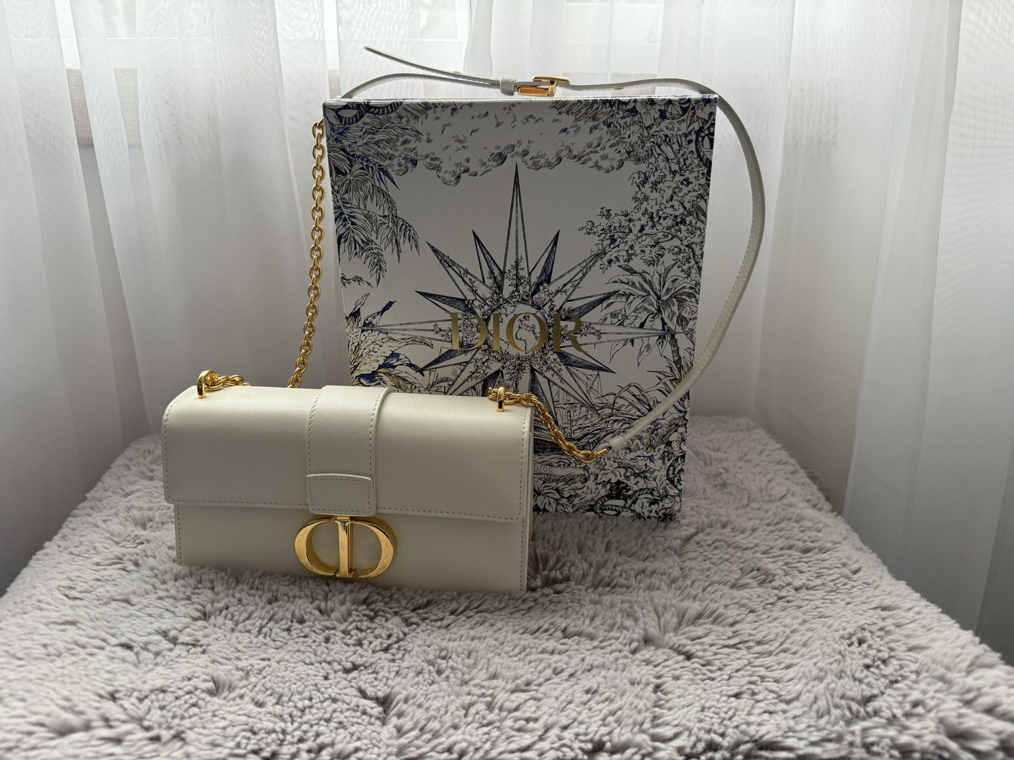 30 Montaigne East-West Bag with Chain