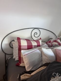 Z Gallerie Queen Bed Frame Set
