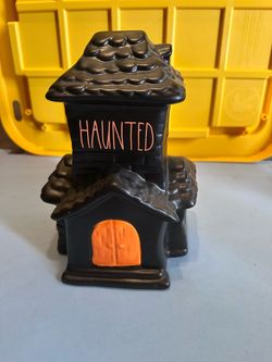 Halloween decor