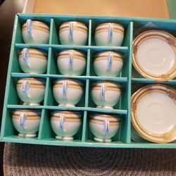 24 Pice Elagancy brand porcelain tea cup set gold and white 