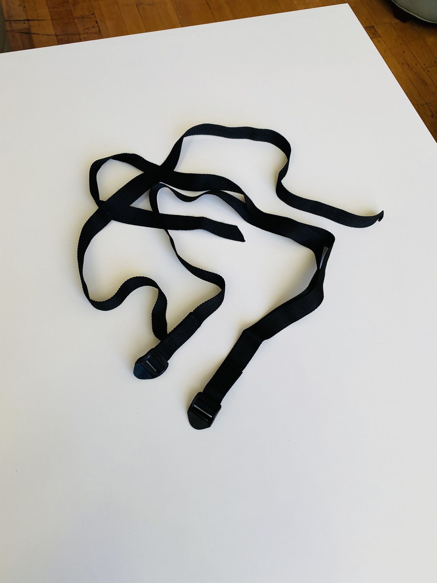 Packing/Tightening belt. Very Durable strap. High Quality Fabric. Absolutely new. Never used. 2 durable clips. 110” long. Take all 4 for $15.