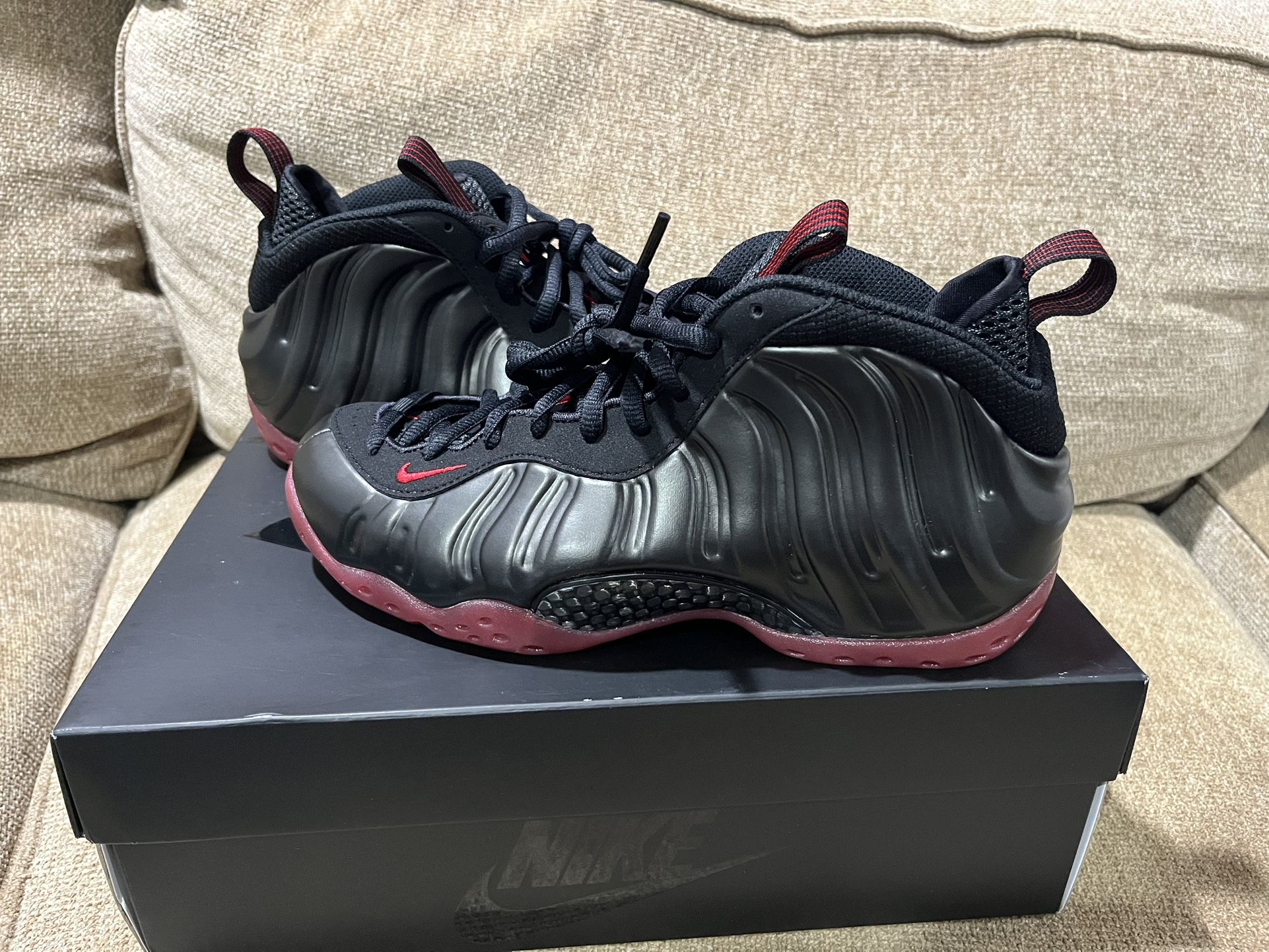 Nike Air Foamposite One Size 7.5
