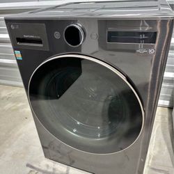 LG/washer/dryer/combo.