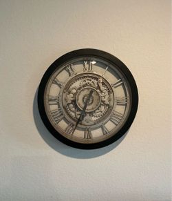 Classy analog wall clock