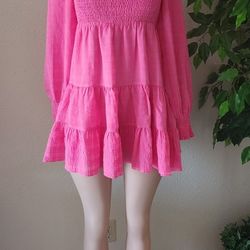 Beautiful Mini Dress, size (S) 🌸$15