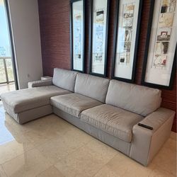 Modern L-Shaped Sectional Sofa — Excellent Condition $550 Sunny Isles Beach