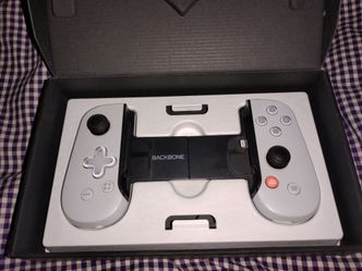 BackBone Mobile Gaming Controller