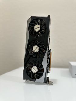 🔥 Gigabyte Radeon RX 7600 8GB Triple-Fan RGB Graphics Card 🔥