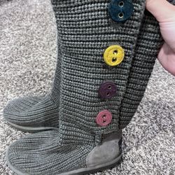 Women’s Size 7 Gray Ugg Boots