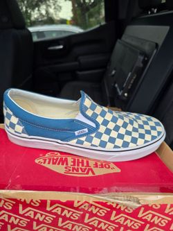 11M   Vans