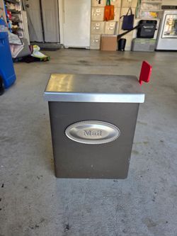 Steel Wall Mount Mail Box