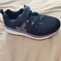 Propet orthopedic shoes