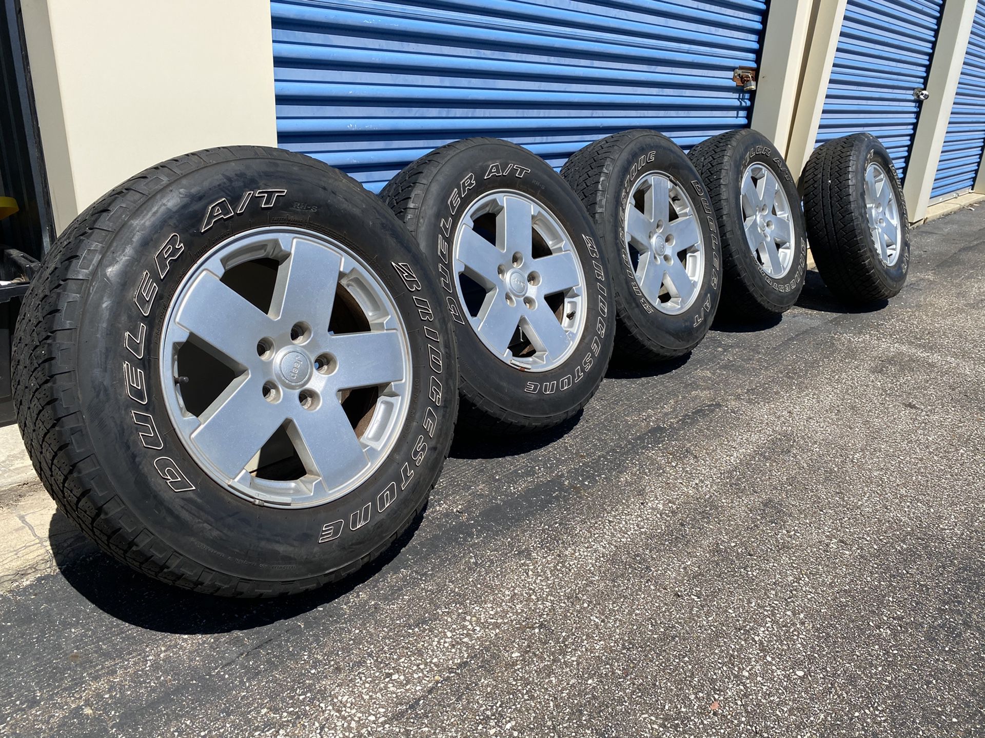 Jeep Wrangler Rims and Tires 18”