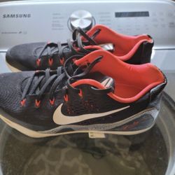 Kobe 9 Crimson Sz 11.5