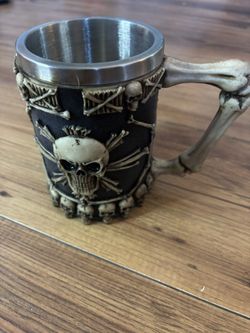Large Skeletal Cross Bones Skull Beer Stein Tankard Coffee Cup Mug 